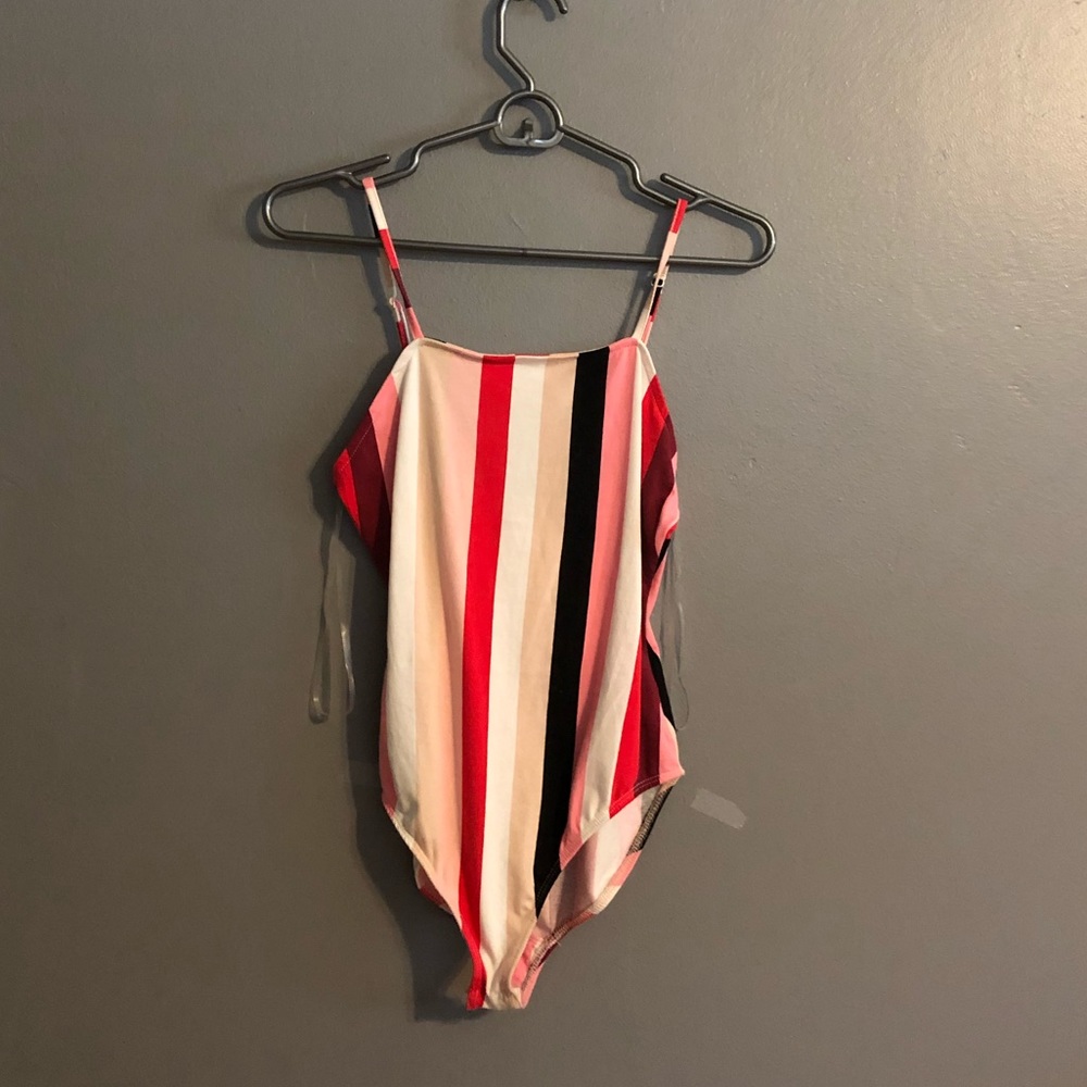 Adorable body suit